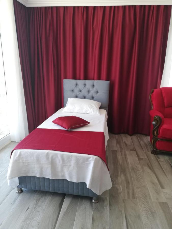 Cicek Apart Otel Дидим Екстериор снимка