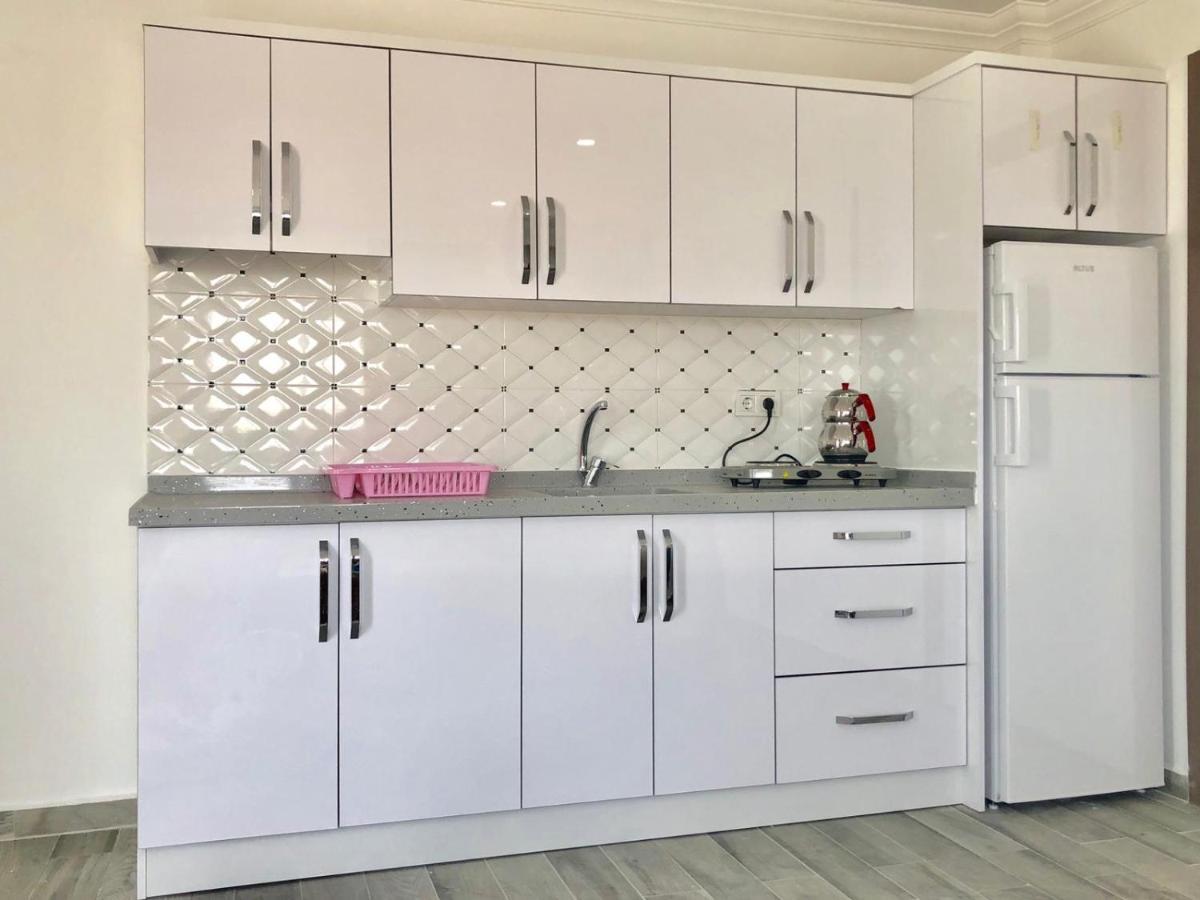 Cicek Apart Otel Дидим Екстериор снимка