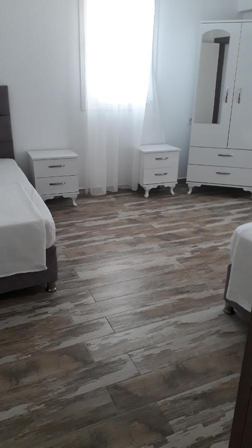 Cicek Apart Otel Дидим Екстериор снимка