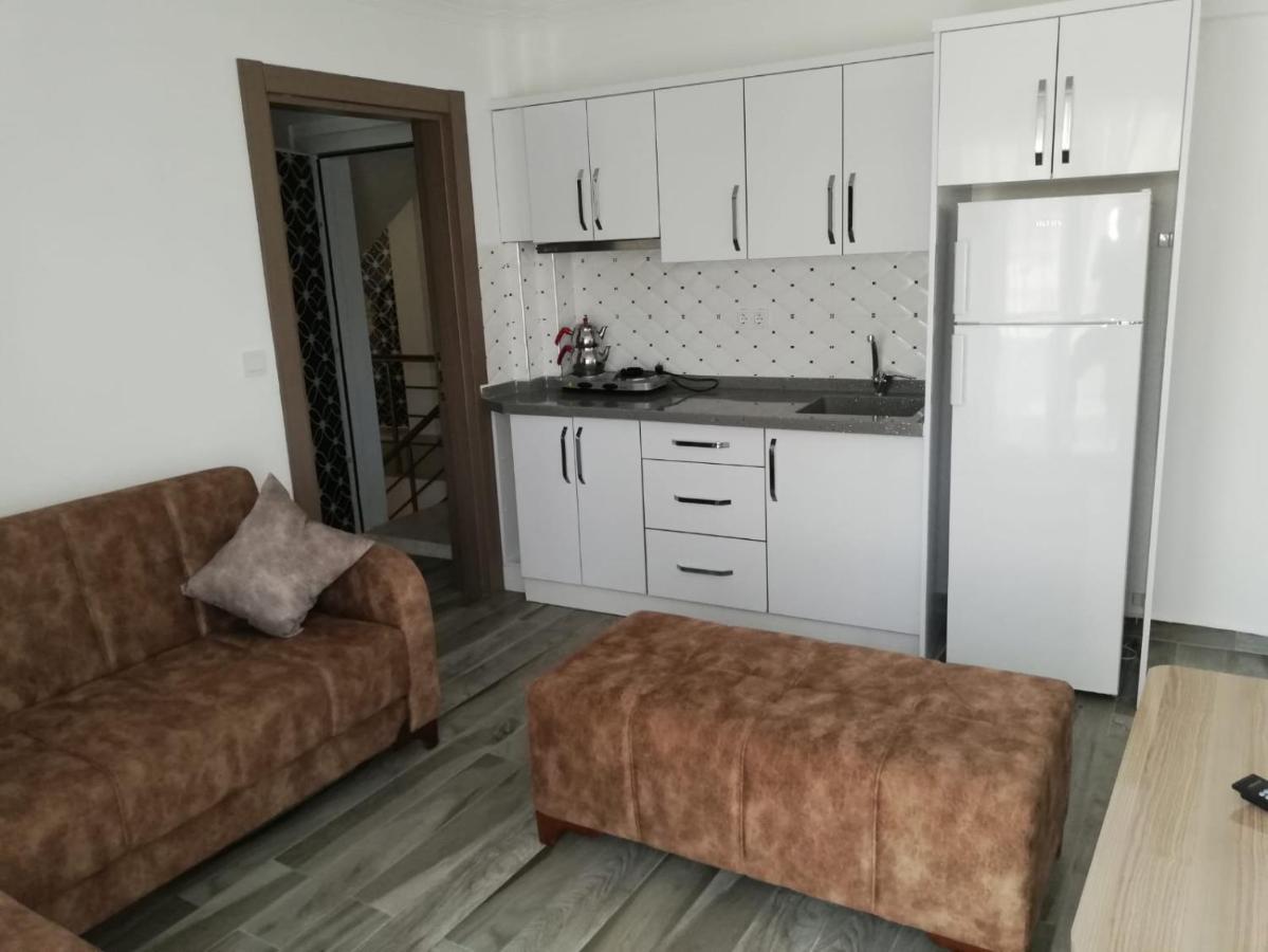 Cicek Apart Otel Дидим Екстериор снимка