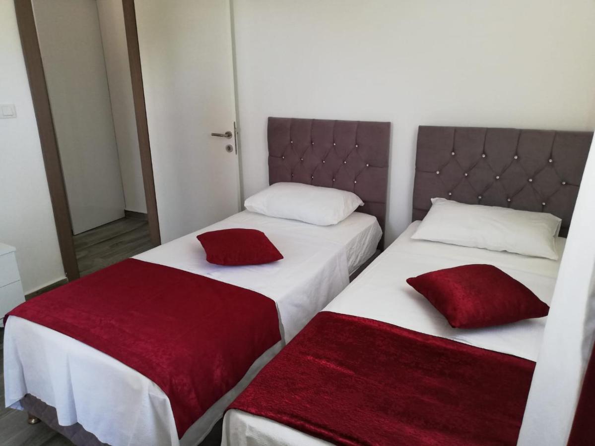 Cicek Apart Otel Дидим Екстериор снимка